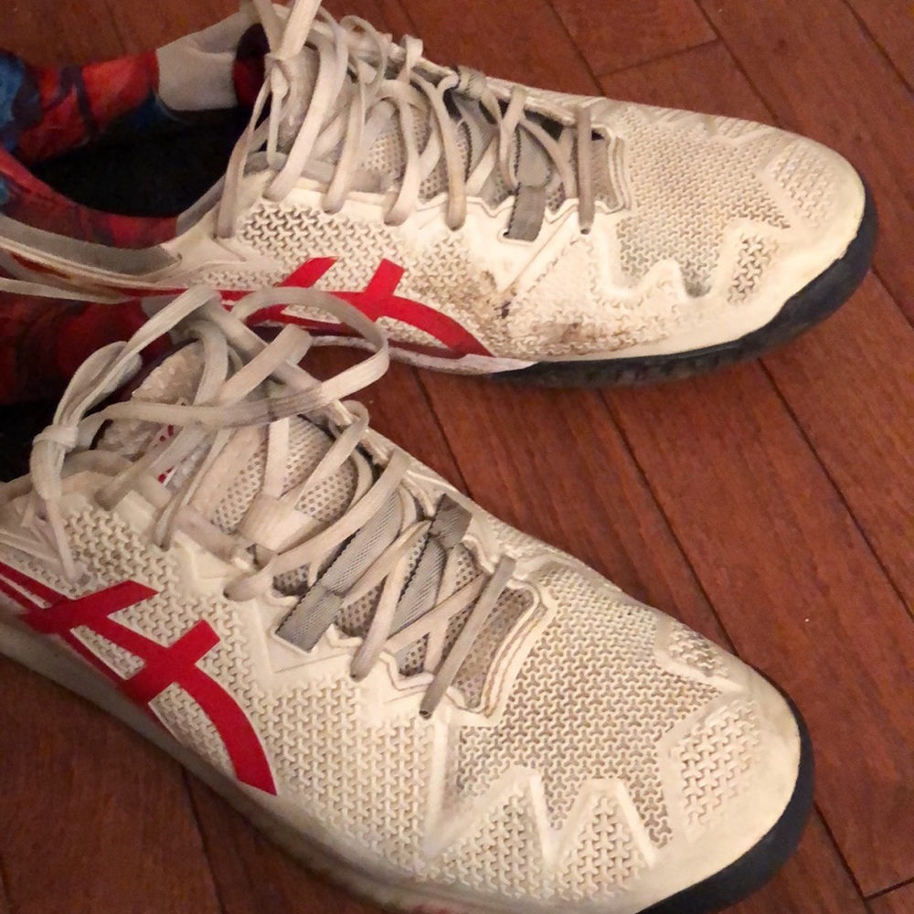 ASICS shoes - Picture 3 of 3